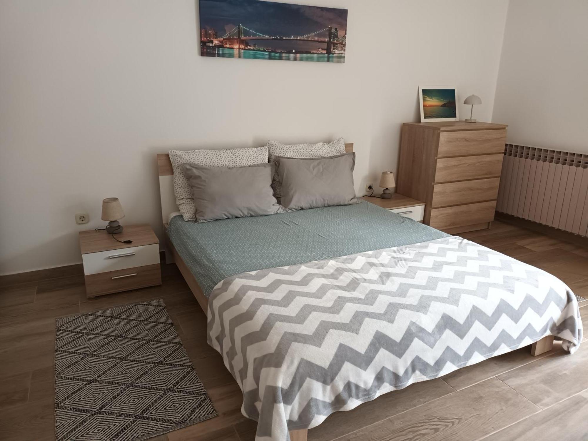 Studio Apartman Dori 普拉 外观 照片