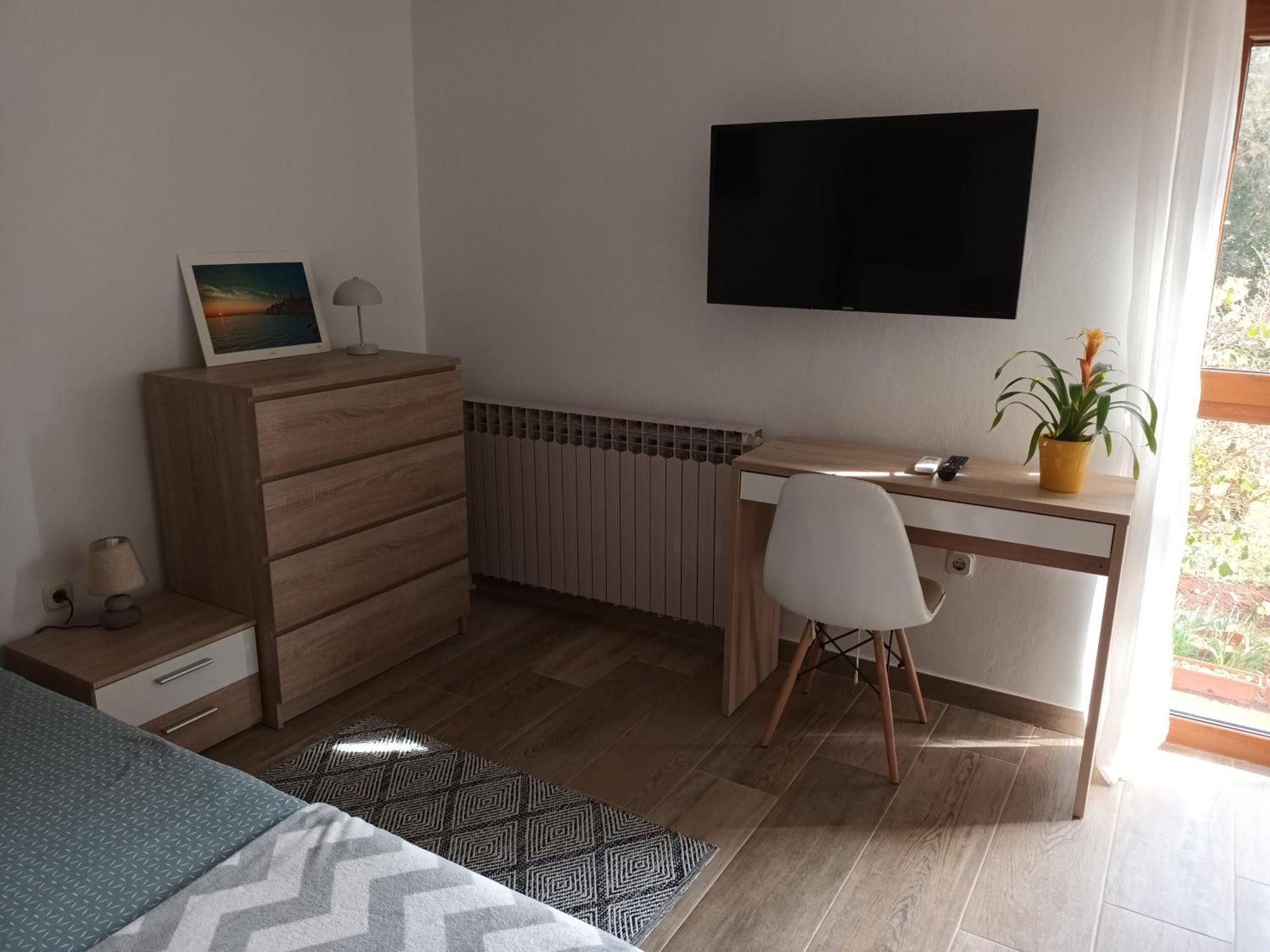 Studio Apartman Dori 普拉 外观 照片